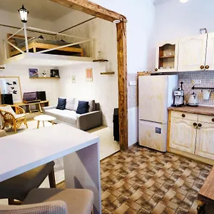 New Flower Garden Apartment
